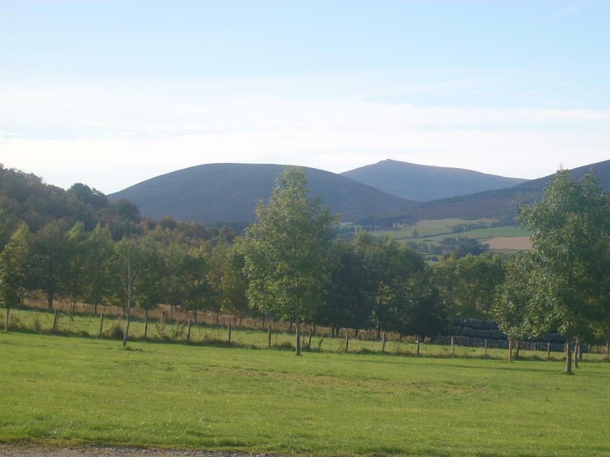 Parkmore Holiday Cottages Dufftown Exterior photo